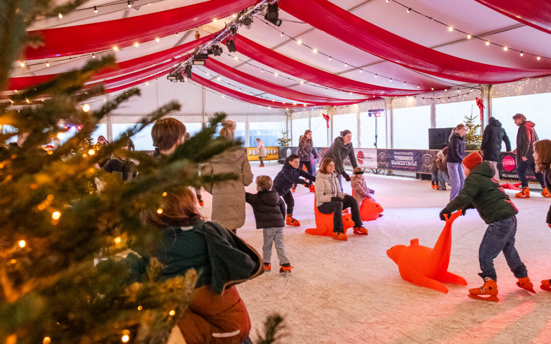 IJsplezier bij Reuvershoeve: sfeervolle ijsbaan geopend