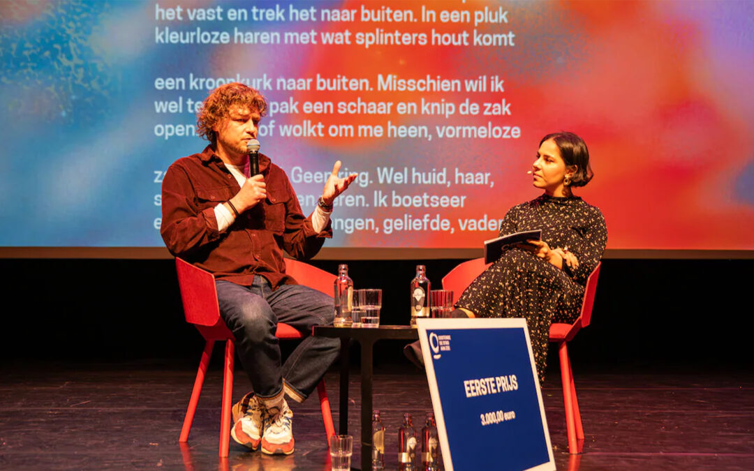 Oud-stadsdichter van Zutphen overtuigt jury en wint internationale poëziewedstrijd